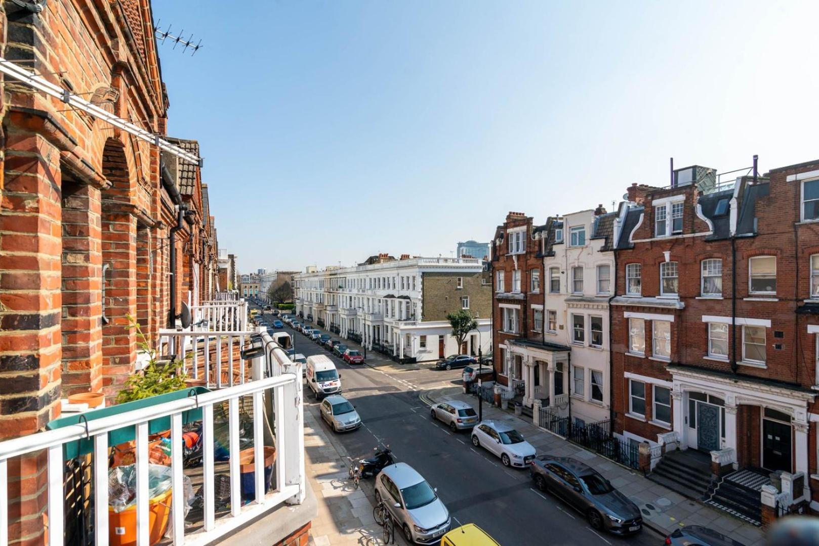Guestready - Top Floor West Kensington Home ロンドン エクステリア 写真